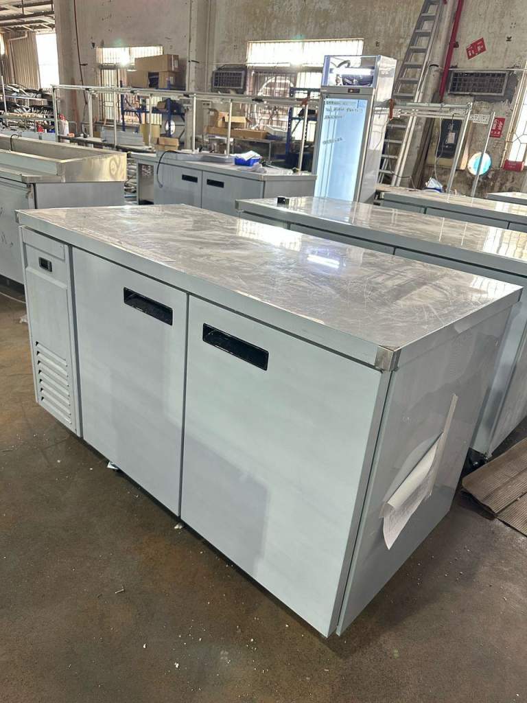 Freezer commercial under counter 2 door work bench freezer restaurant takeaway equipment new