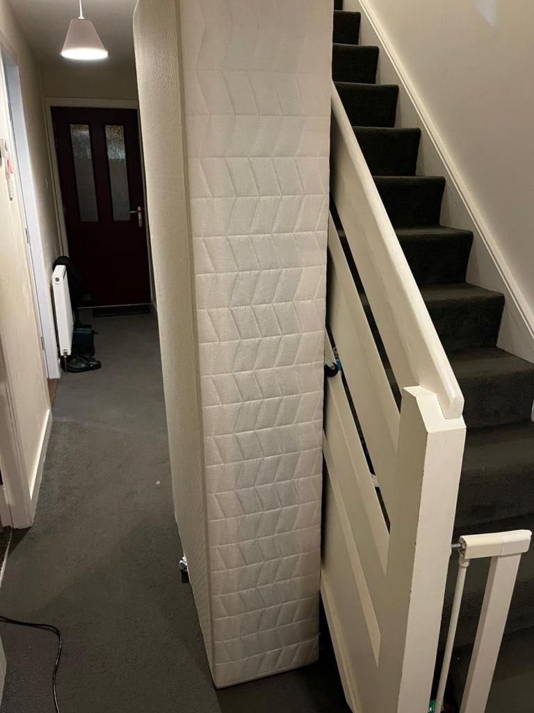 Single divan bed base 