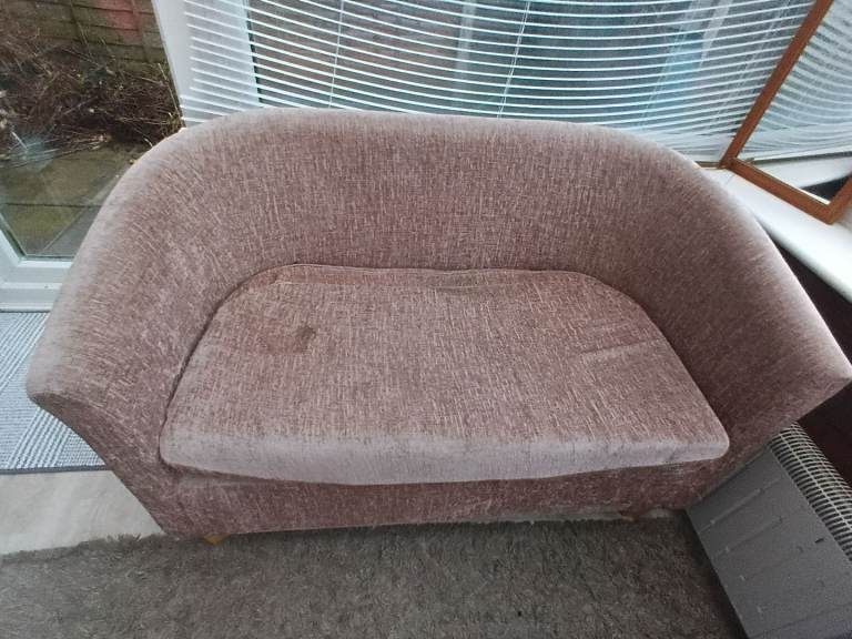 image for Computer table / chest drawer/ sit out chair 