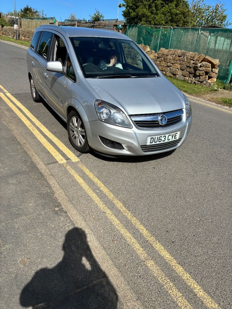 Vauxhall, ZAFIRA, MPV, 2013, Manual, 1686 (cc), 5 doors