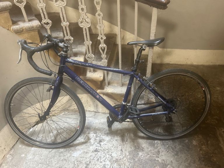 Revolution country traveller road bike 52cm