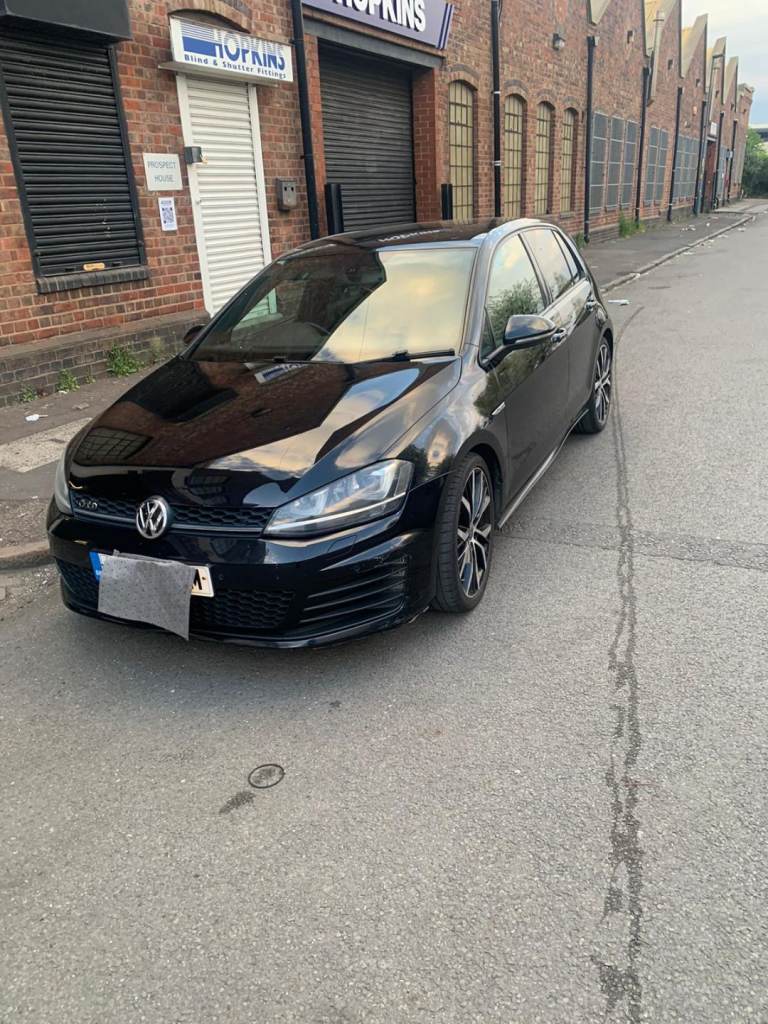 Volkswagen, GOLF, Hatchback, 2014, Semi-Auto, 1968 (cc), 5 doors