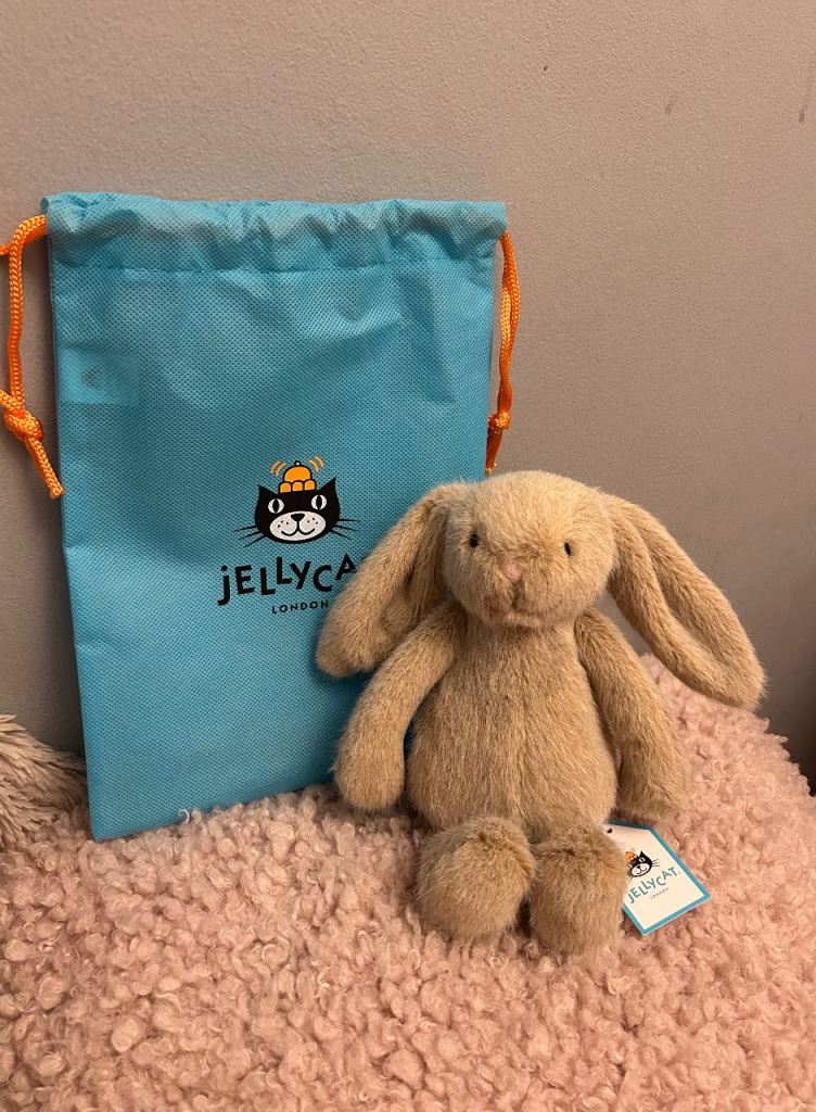 Jellycat small flufflet oat bunny BRAND NEW with dust bag