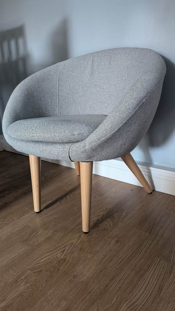 Pod Chair