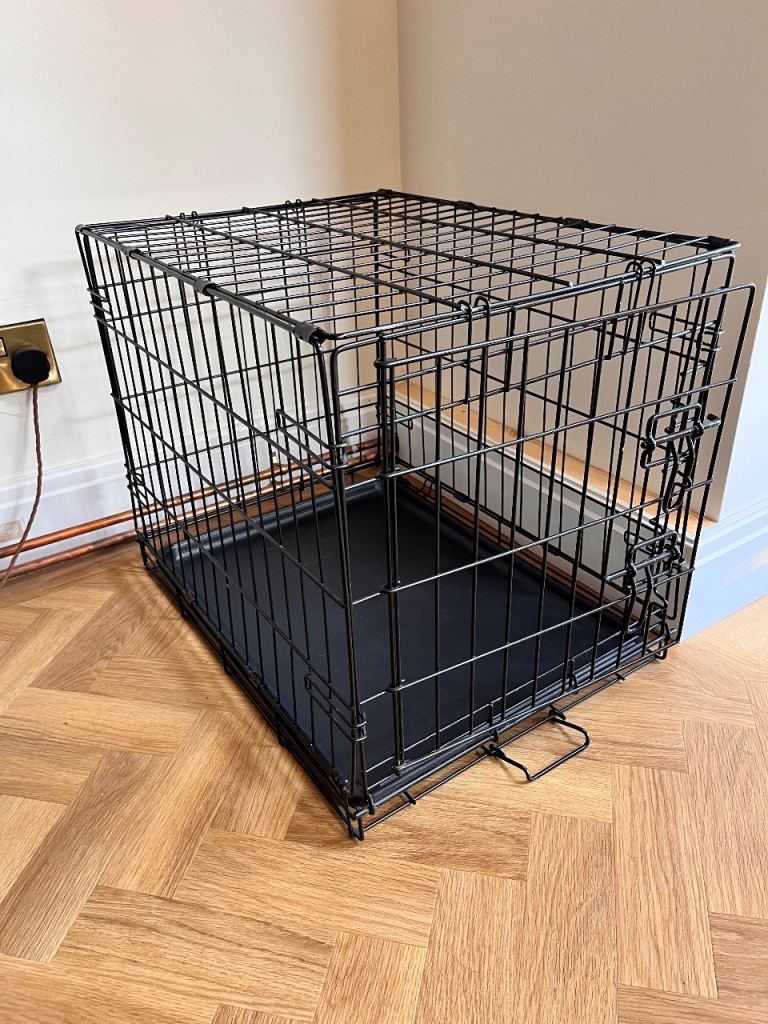 XS Dog Crate £10