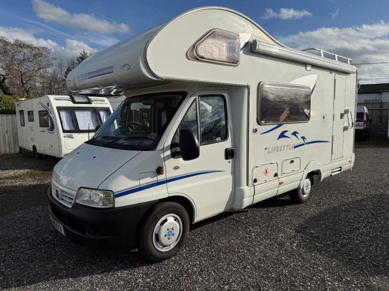 Swift Lifestyle 590RS, 5 Berth, End Kitchen, Over Cab Bed, low Miles