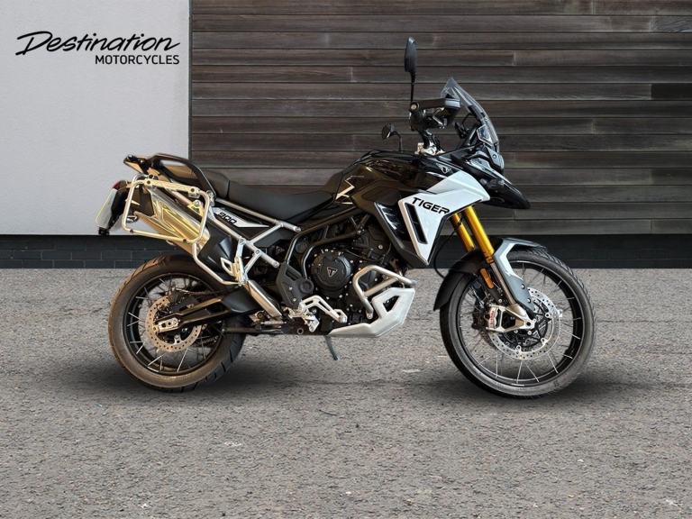 2025 Triumph Tiger 900 RALLY PRO STANDARD TWIN COLOUR Petrol black 6 Speed