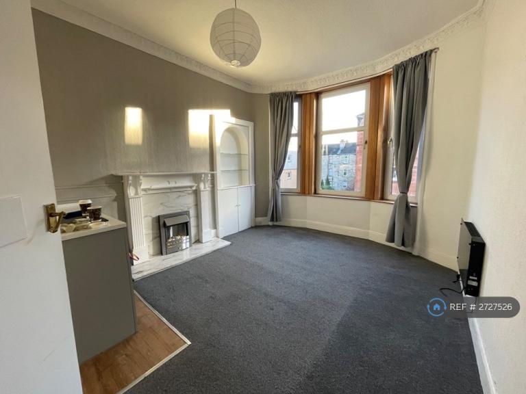 1 bedroom flat in Cumming Drive, Glasgow, G42 (1 bed) (#2727526)