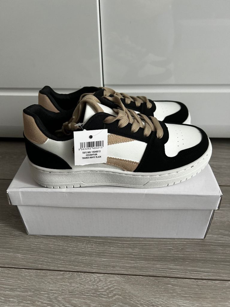 Brand new KRUSH women trainers size 6 