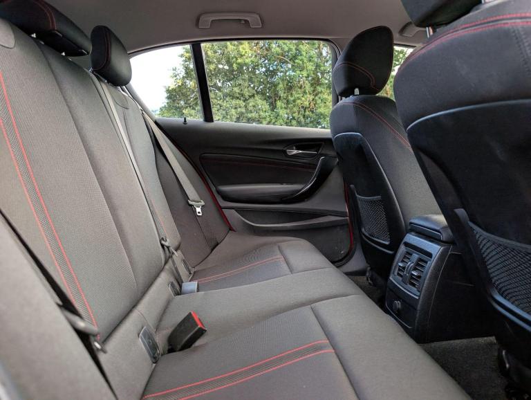 2017 BMW 1 Series 2.0 120i Sport Auto Euro 6 (s/s) 5dr HATCHBACK Petrol Automatic