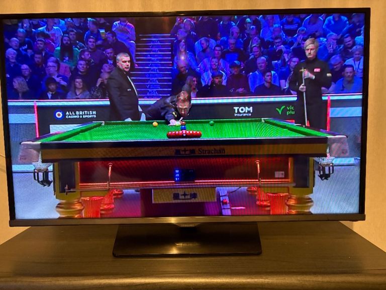 image for 32 inch Samsung TV (Model UE32H5000AK) 