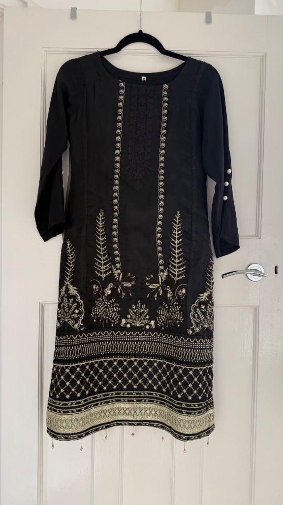 Womens Black & Gold Asian Shalwaar Kameez with Dupatta