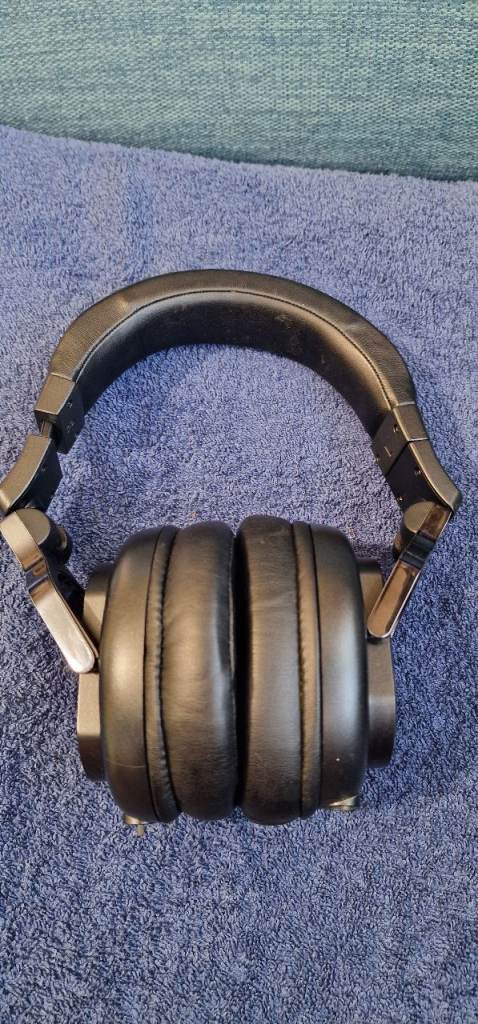 Citronic DJ Professional Studio Monitor Headphones - Black 