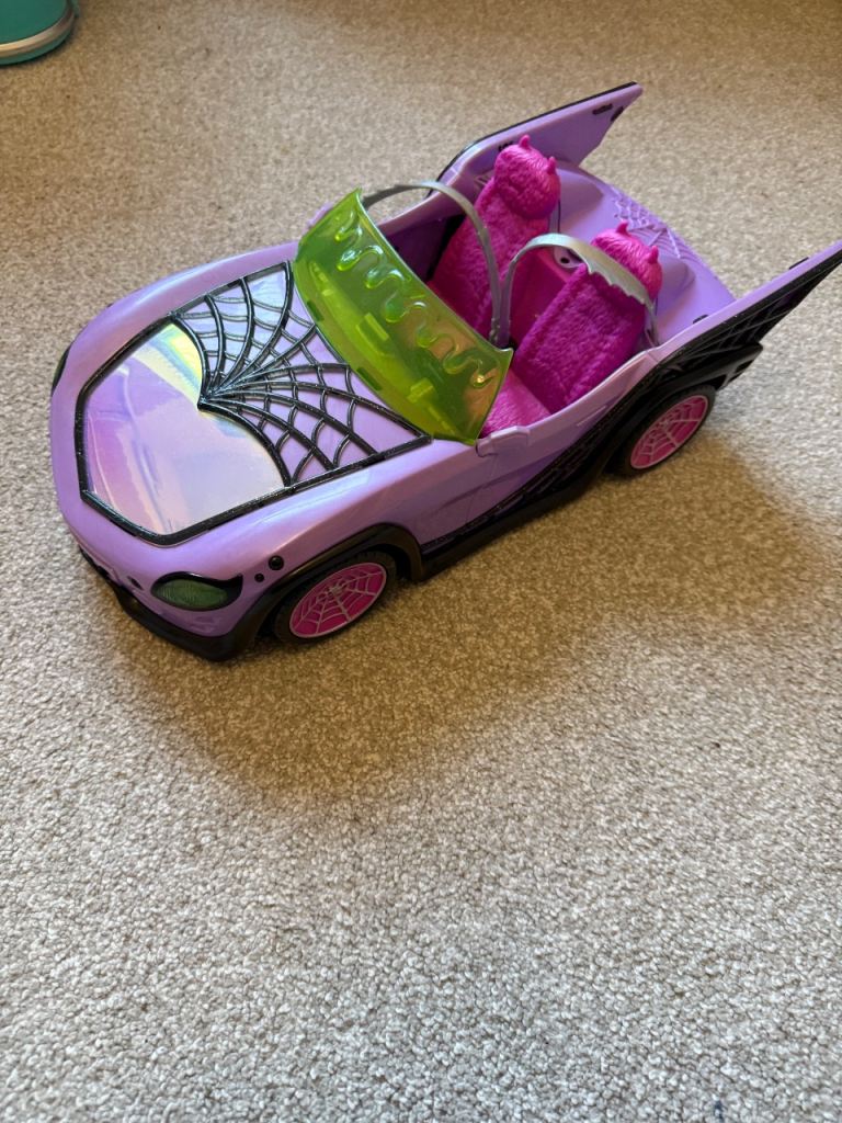 Monster High Toy Car Ghoul Mobile