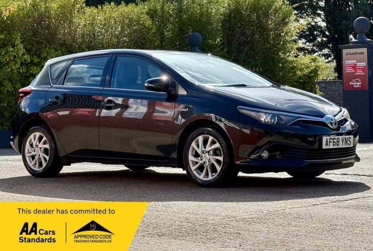 2018 Toyota Auris 1.8 VVT-h Icon Tech CVT Euro 6 (s/s) 5dr Hatchback PETROL/ELECTRIC Automatic