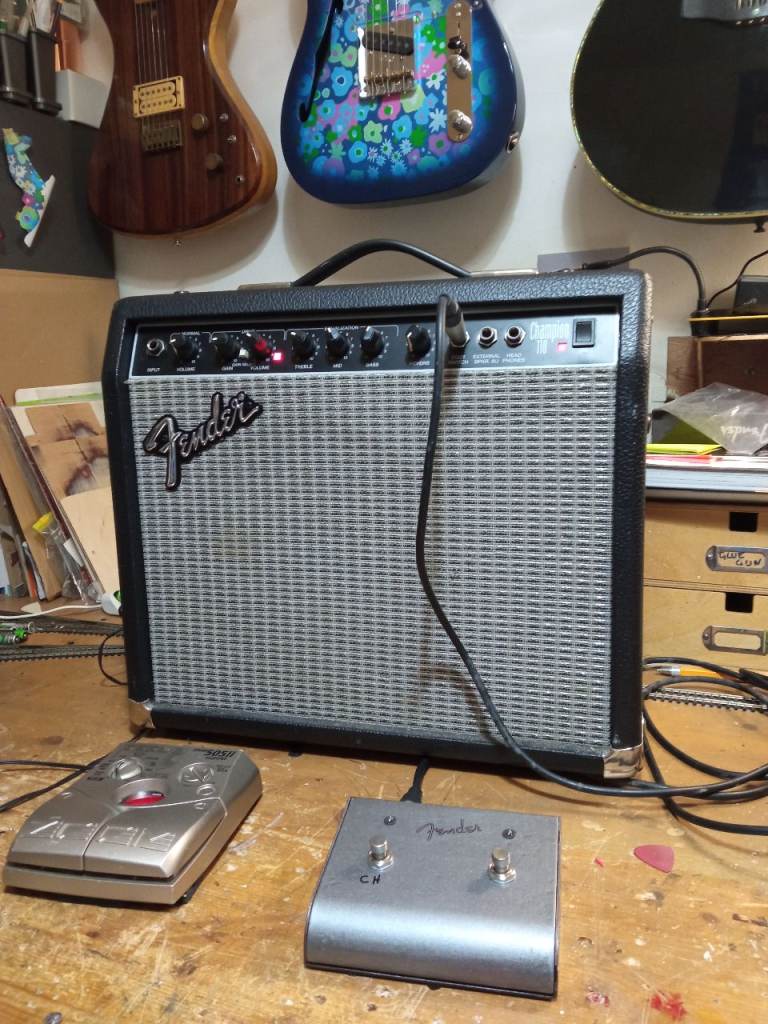 Fender Champion 110 guitar amp with Zoom 505 II and Fender footswitch may trade or swap