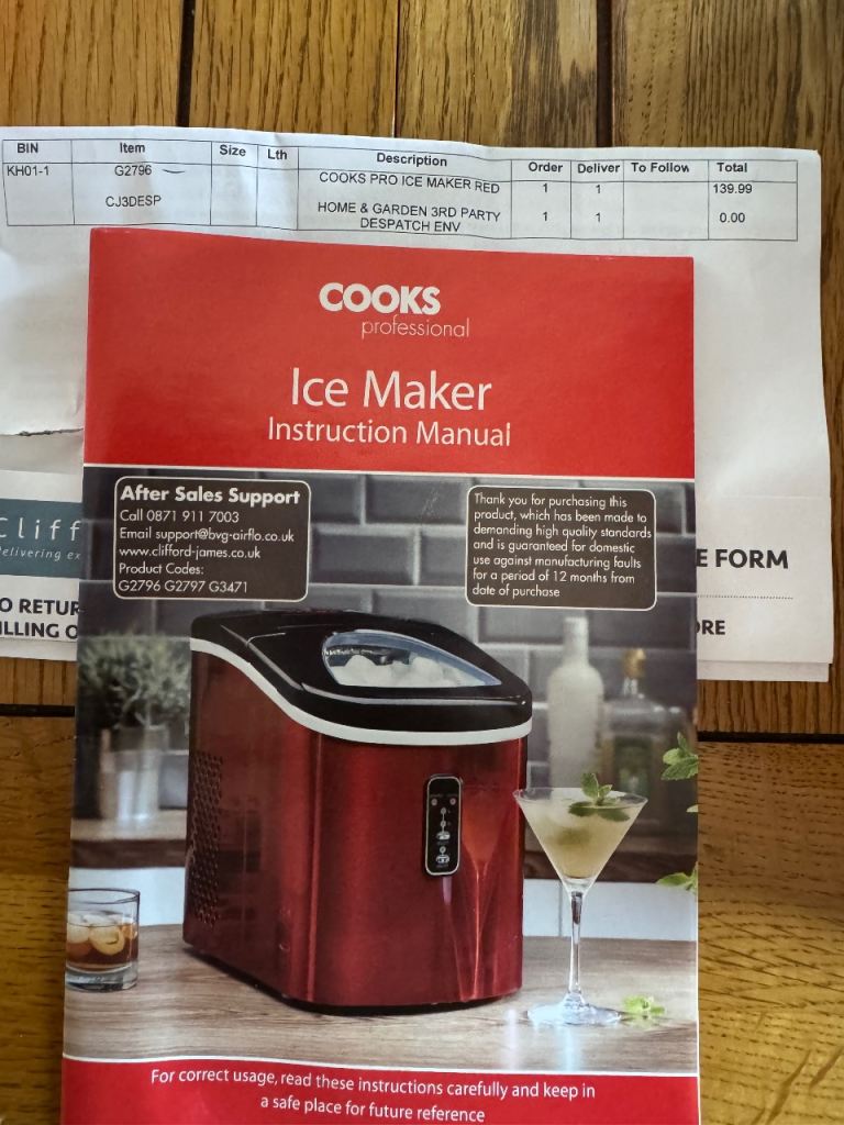 COOKS ICE MAKER PRO RED
