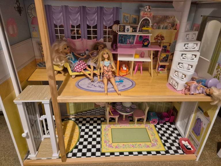 Kids Kraft doll house