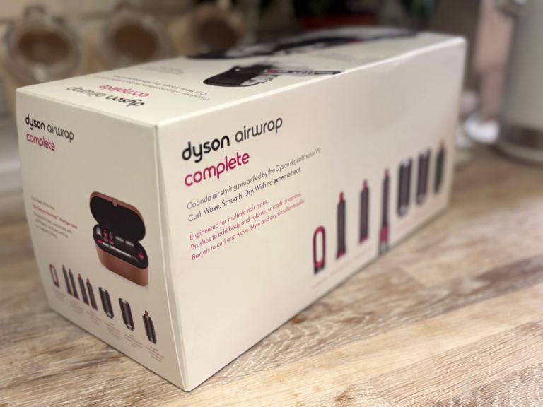 Dyson Airwrap complete set