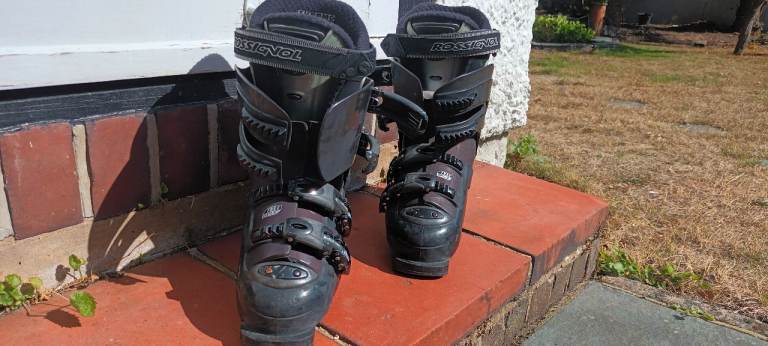 Rossignol Ski Boots with Bag 