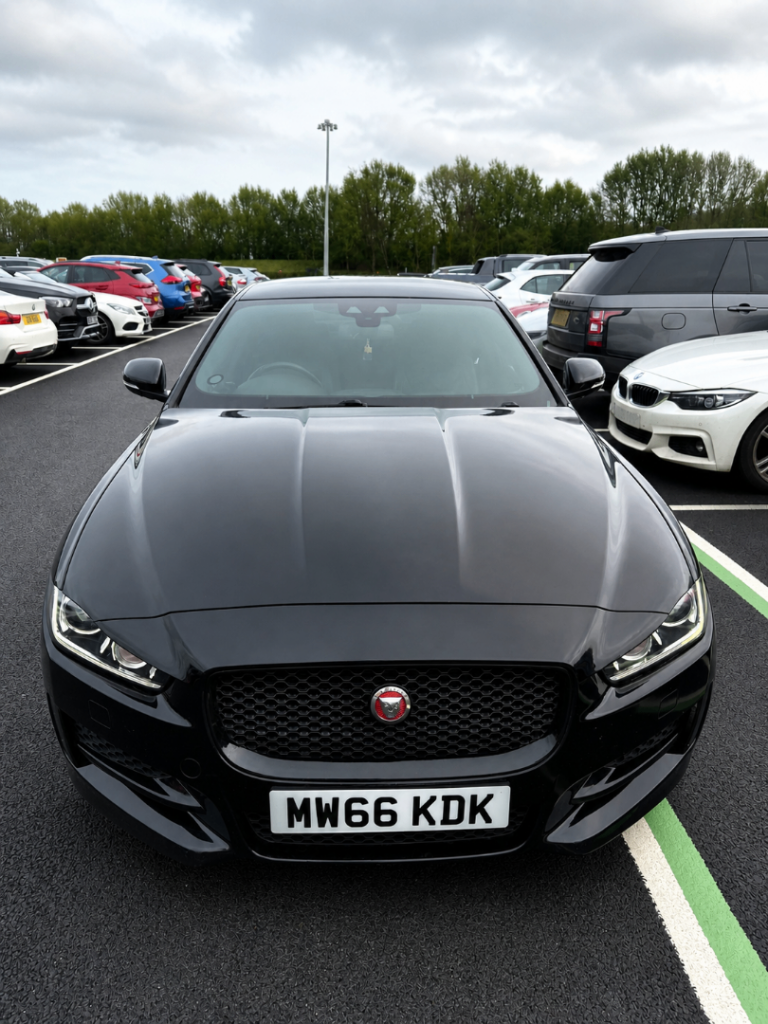 Jaguar, XE, Saloon, 2017, Manual, 1999 (cc), 4 doors