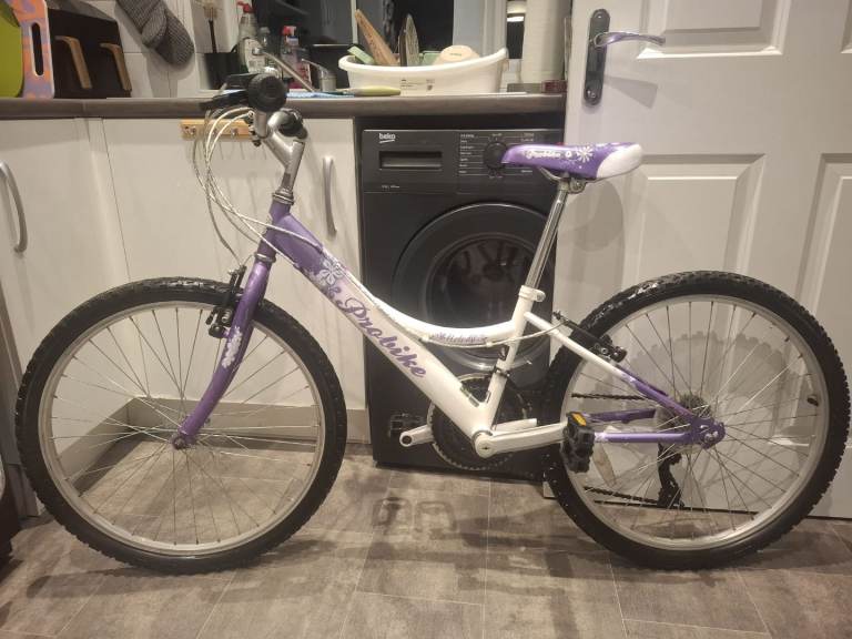 Girls bike 