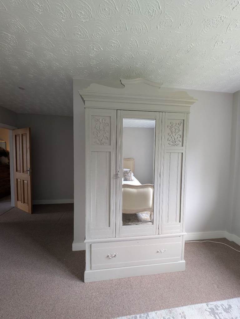 Vintage wardrobe 