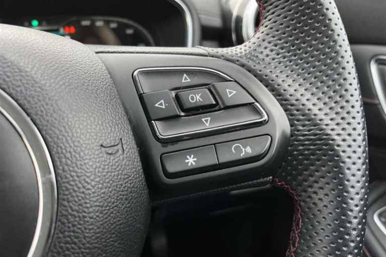 2023 MG MG HS 1.5 T-GDI 16.6kWh SE SUV 5dr Petrol Plug-in Hybrid Auto Euro 6 (s/s) (258 p SUV Hyb...