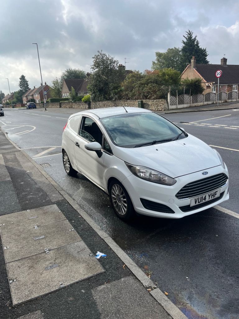 Ford, FIESTA, Car Derived Van, 2014, Manual, 1496 (cc)