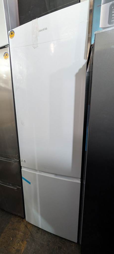 ELECTRIQ 201CM WHITE 70/30 FRIDGE FREEZER-LARGE 326L TOTAL CAPACITY-FROST FREE-QUIET-NEW GRADED