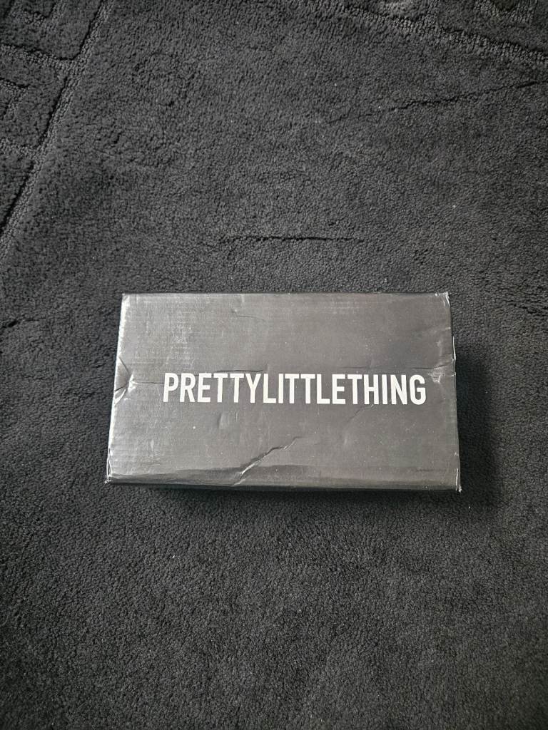 New lady's high heels 