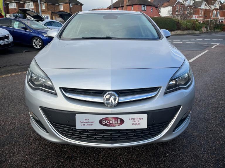 2013 Vauxhall Astra 2.0 CDTI ELITE Hatchback Diesel Manual