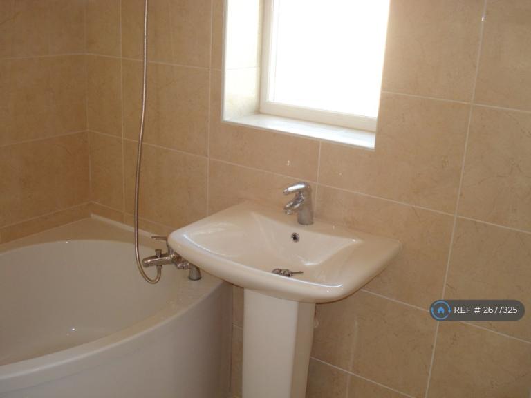 3 bedroom house in Cheviot Terrace, Stanley, DH9 (3 bed) (#2677325)