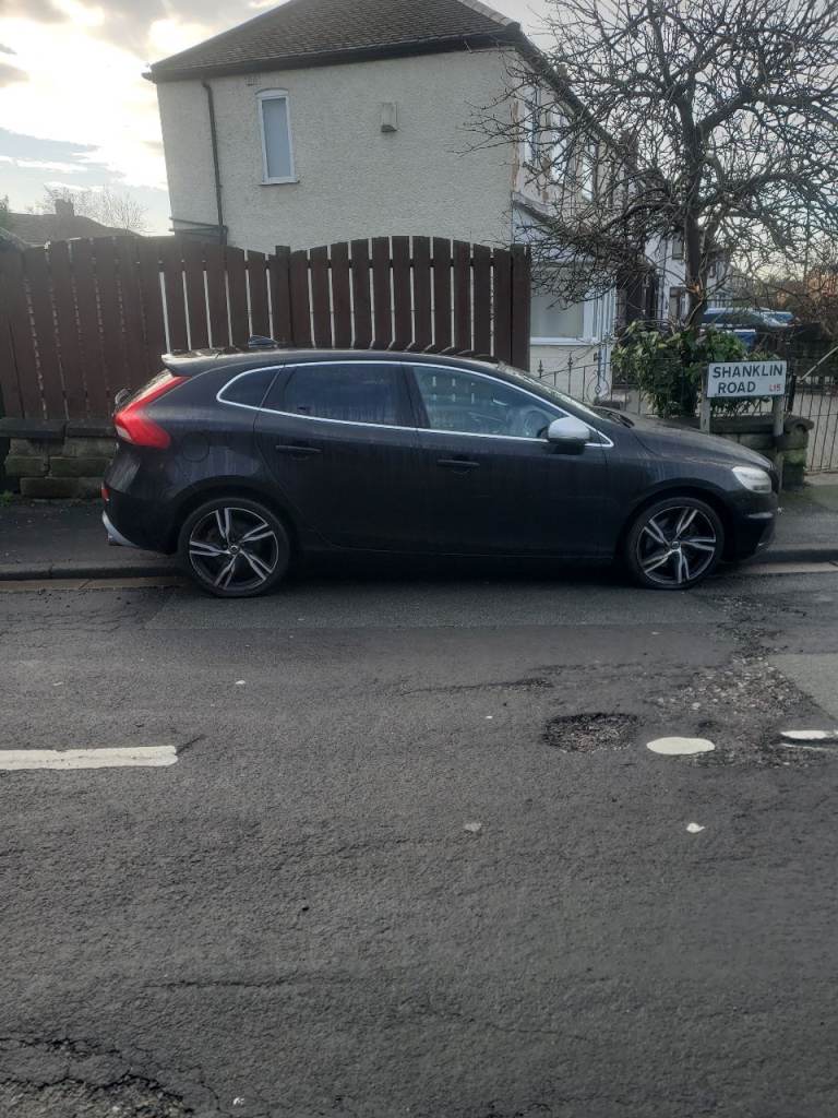Volvo, V40, Hatchback, 2016, Manual, 1969 (cc), 5 doors
