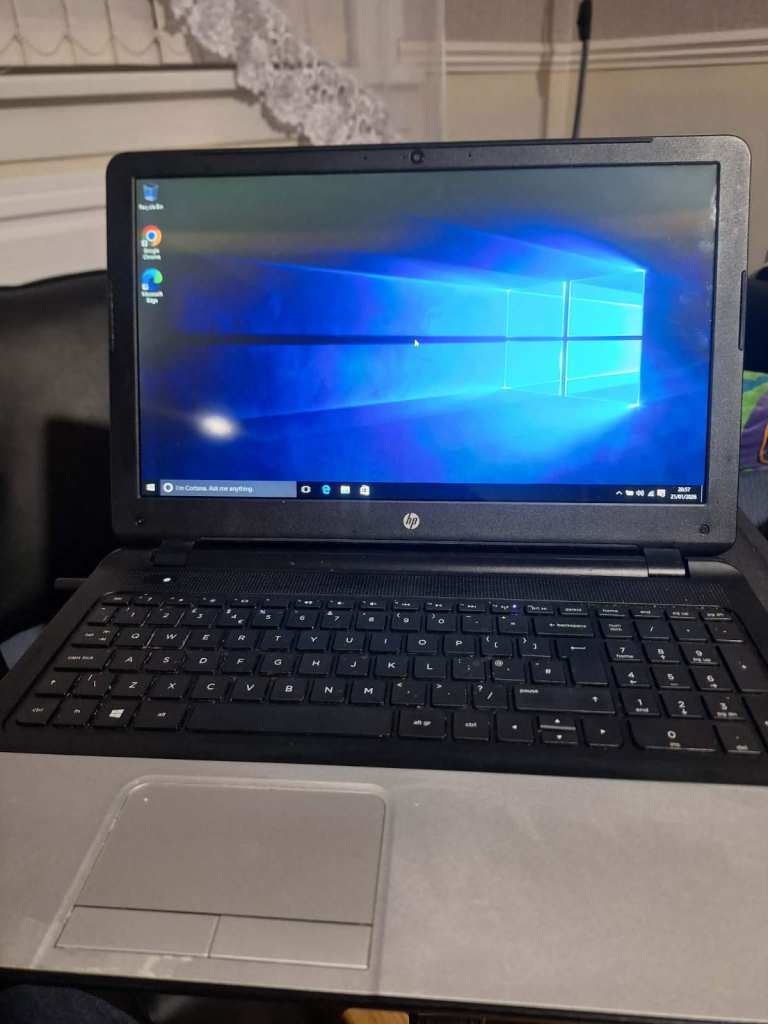 Hp i5,1tb hdd,8gb ram,win 10 laptop