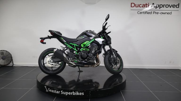 KAWASAKI Z900 NEW - MY25 - 0 MILES