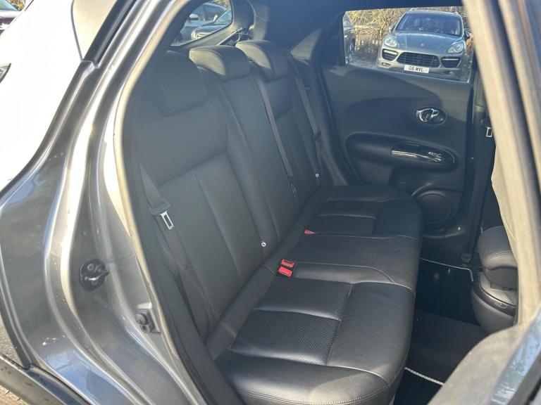 2016 Nissan Juke 1.6 Tekna XTRON Euro 6 5dr HATCHBACK Petrol Automatic