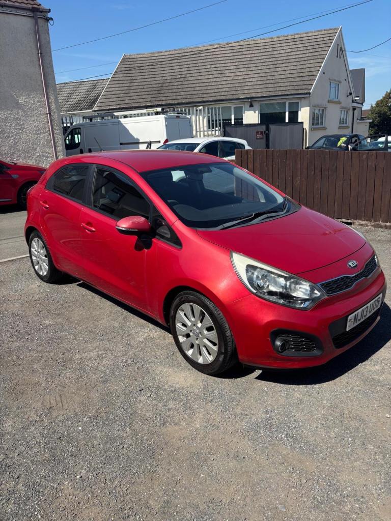 KIA RIO 2, £35 A YEAR ROAD TAX, FULL SERVICE HISTORY, LONG MOT