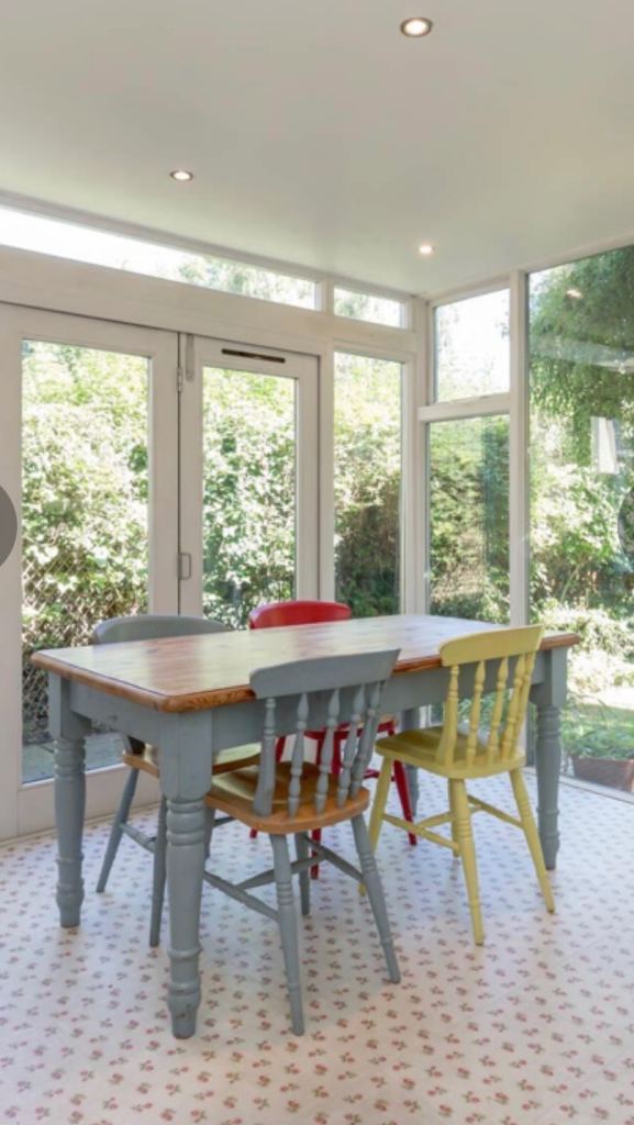 Farmhouse pine table and 4 chiars