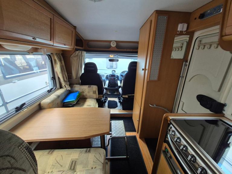 CI Carioca Living 15 Coachbuilt Motorhome 2004
