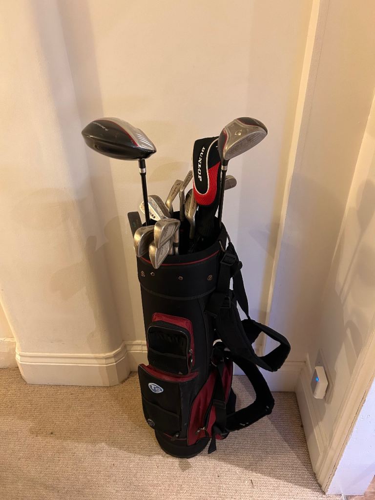 Golf clubs , bag and balls 