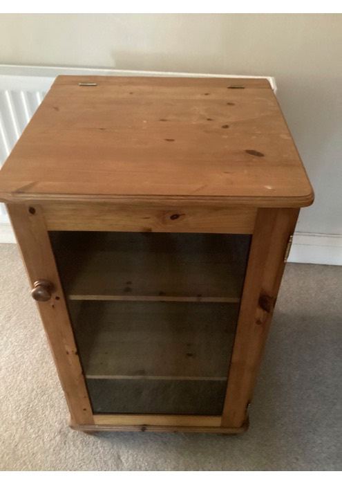 Hifi/drinks cabinet