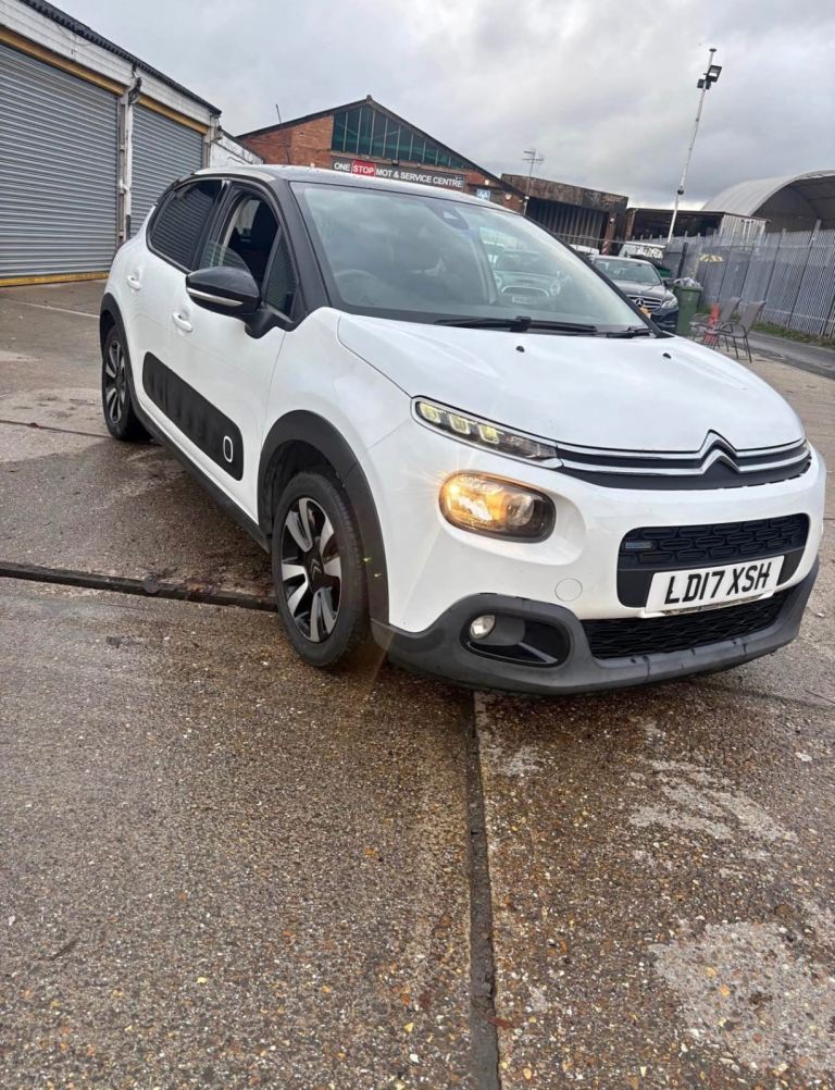 Citroen, C3, Hatchback, 2017, Manual, 1199 (cc), 5 doors