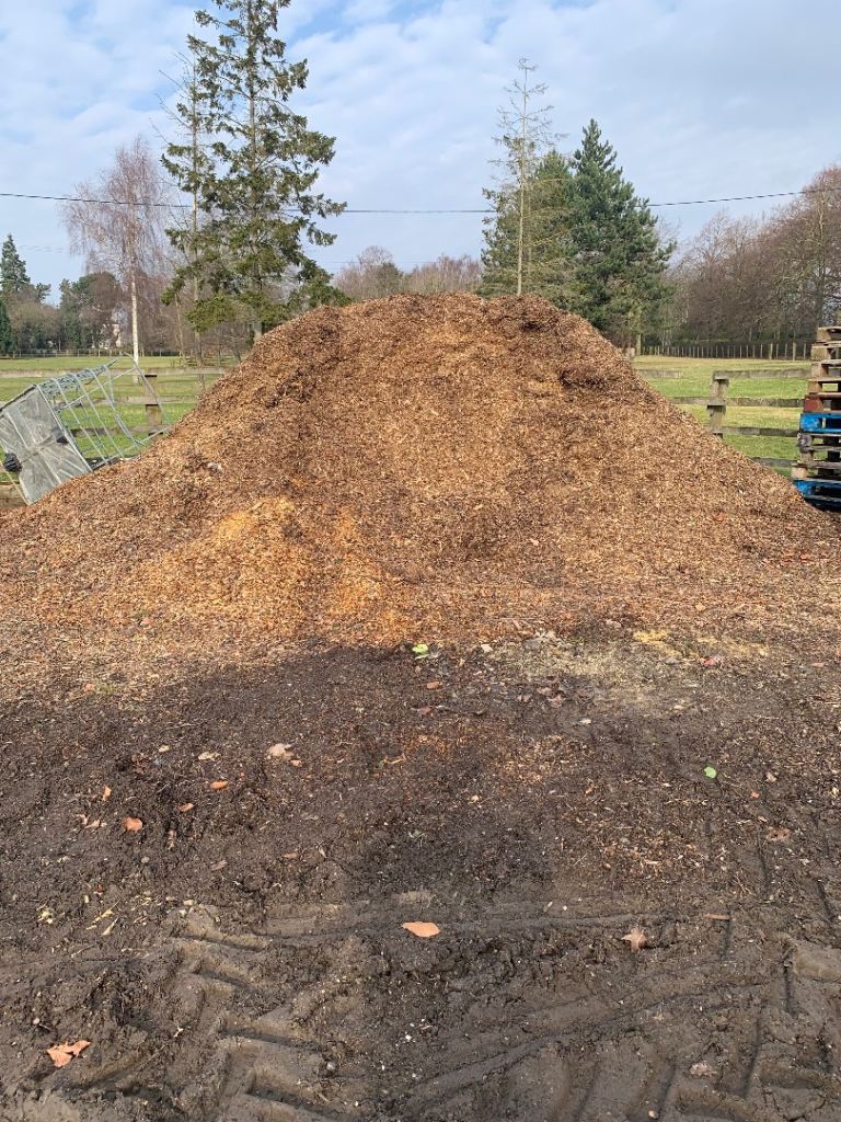 WOODCHIP WOODCHIP VAN LOAD 