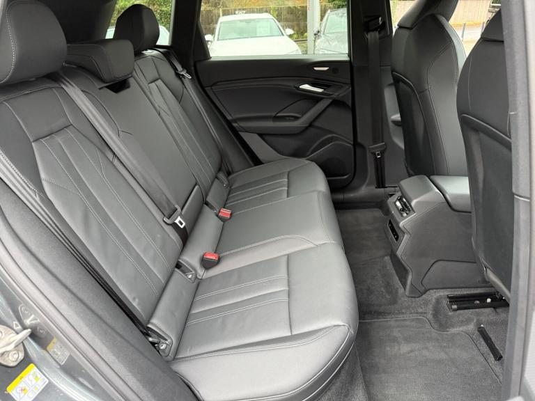 2025 Audi Q6 e-tron 285kW Quattro 100kWh S Line 5dr Auto ESTATE ELECTRIC Automatic