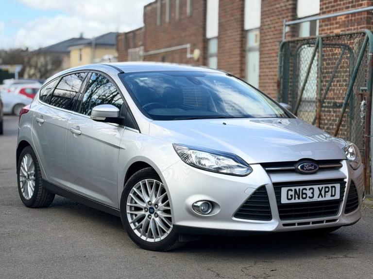 2013 Ford Focus 1.0 125 EcoBoost Zetec 5dr HATCHBACK Petrol Manual