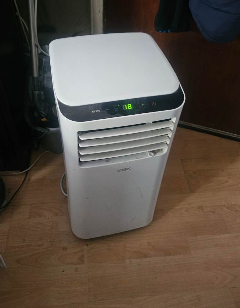 Portable air conditioner 