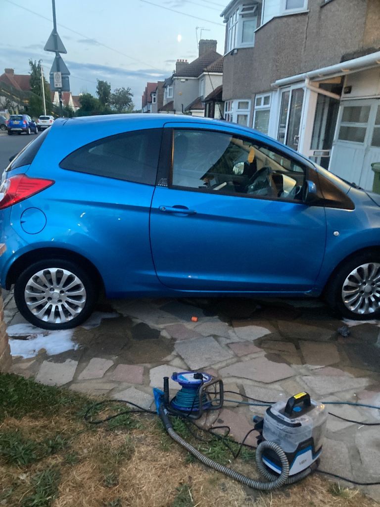 Ford, KA, Hatchback, 2009, Manual, 1242 (cc), 3 doors