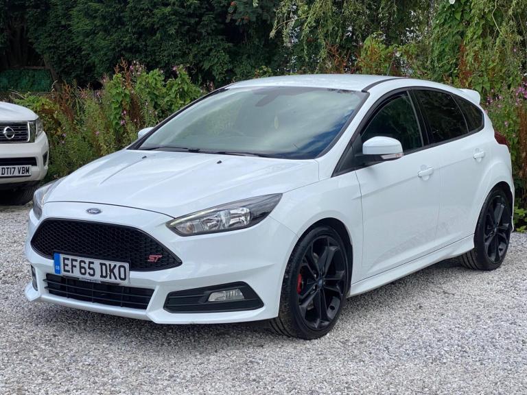 2015 Ford Focus 2.0T EcoBoost ST-2 5dr HATCHBACK PETROL Manual