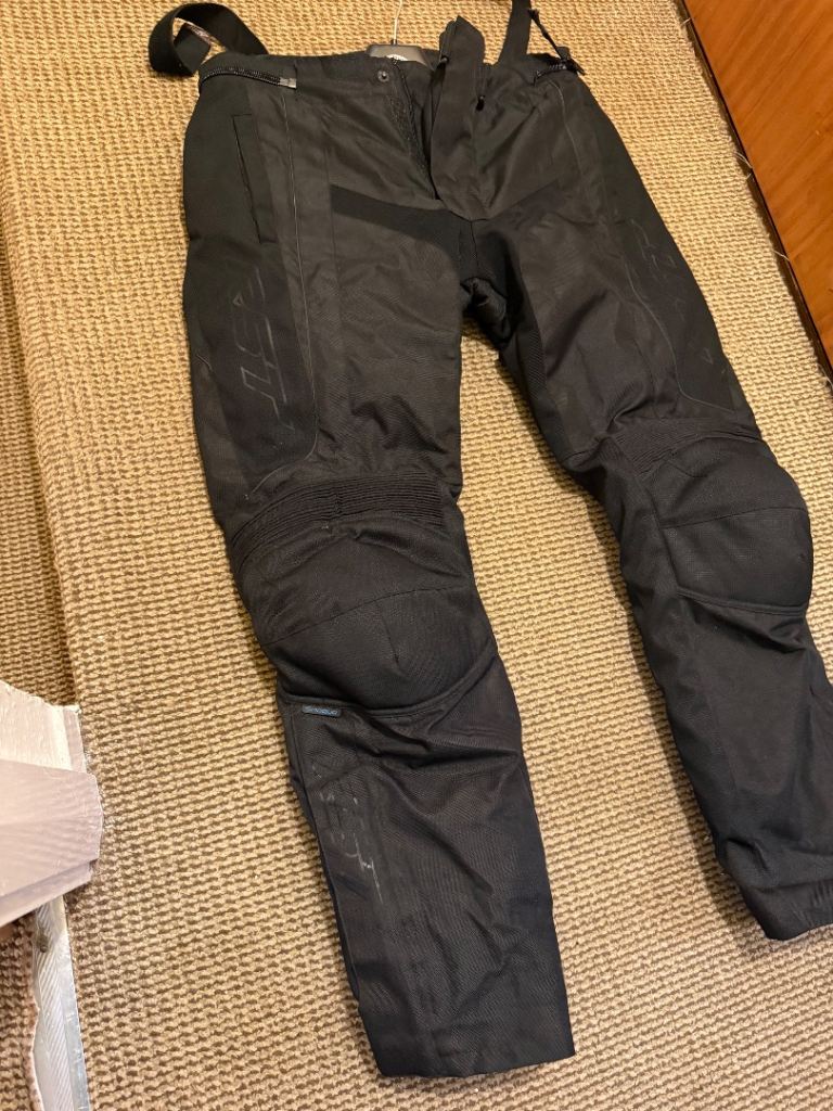 Motorbike jacket & trousers